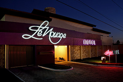 foto da fachada do Motel Le Nouage